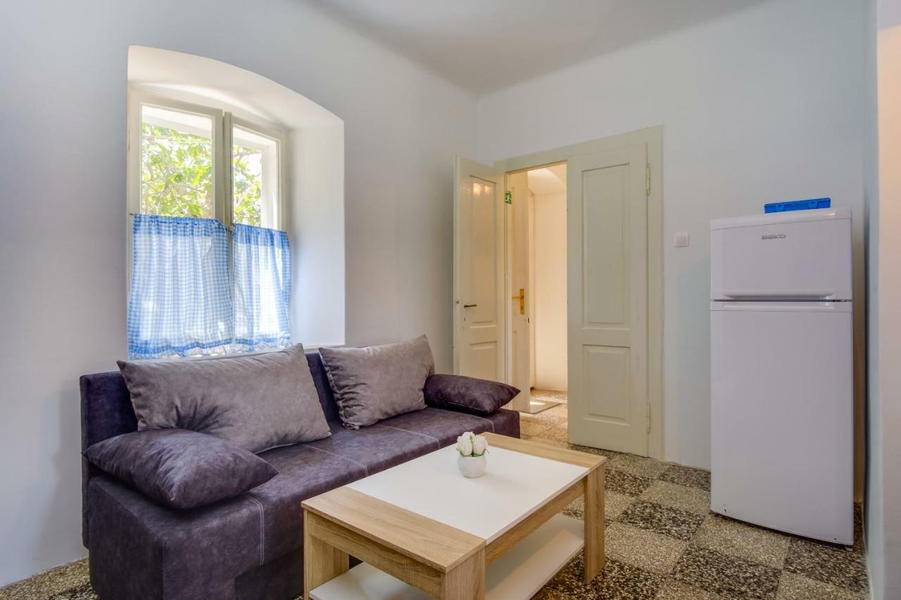 Apartments Pino Veli Lošinj Kültér fotó